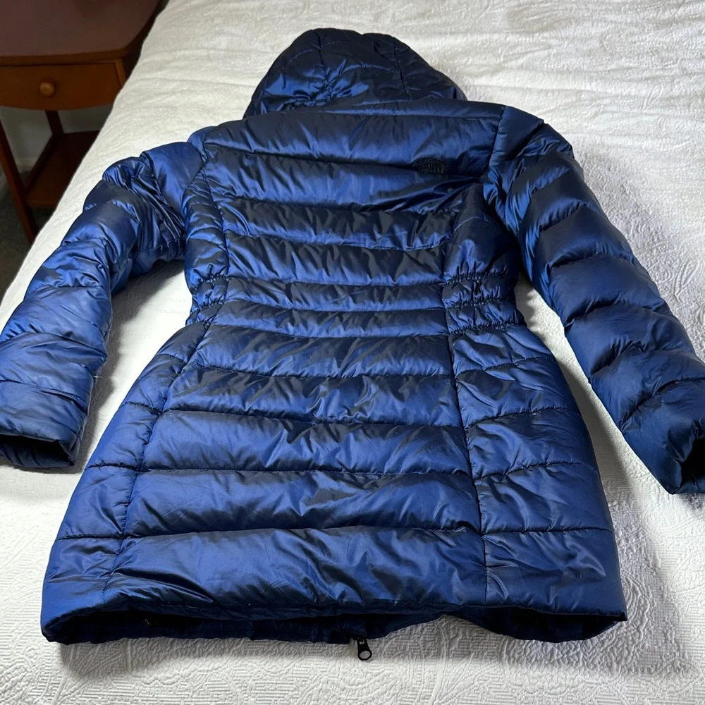The North Face Women's RARE Blue Down Parka with Hood - Picture 3 of 9
